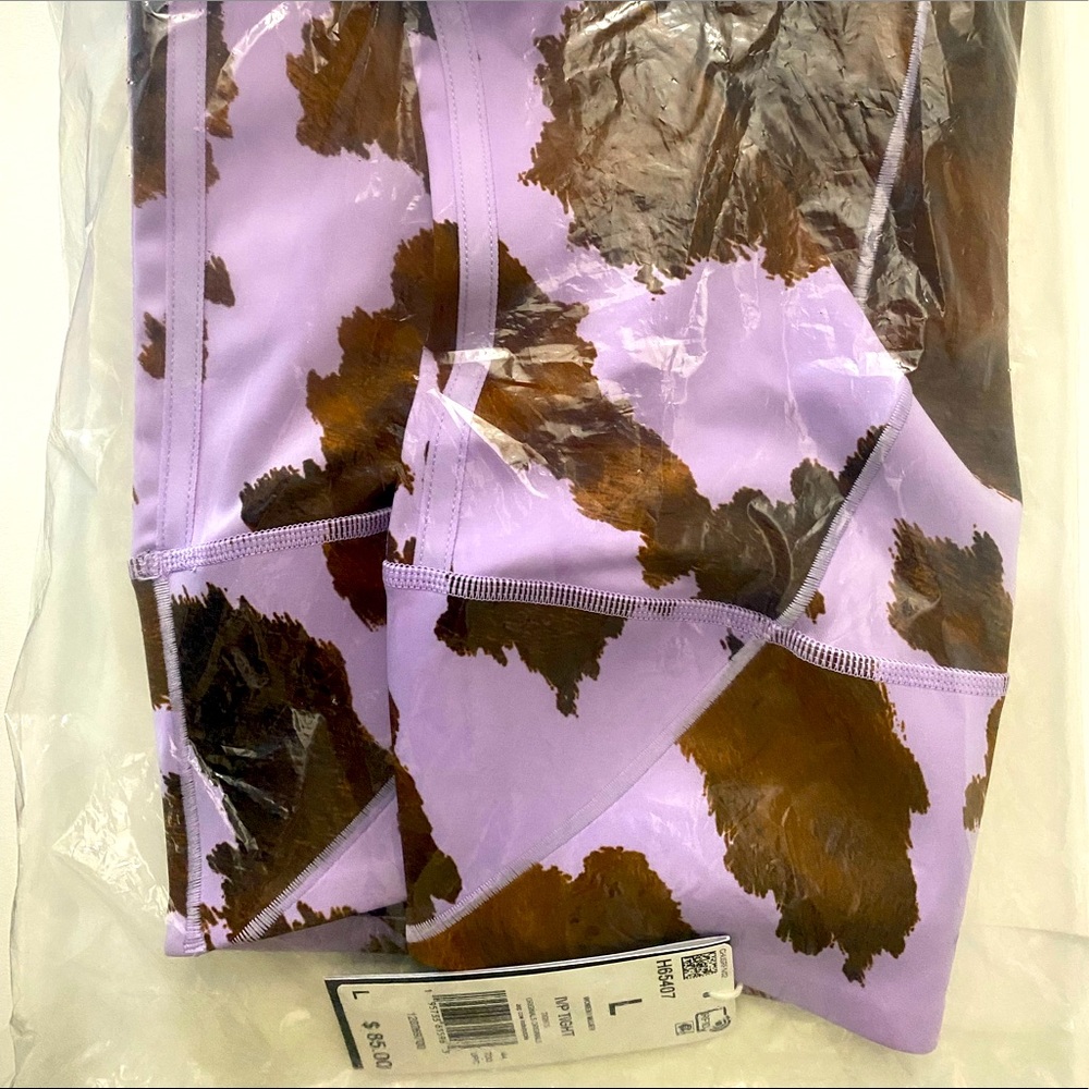 IVY PARK COW PRINT LEGGINGS